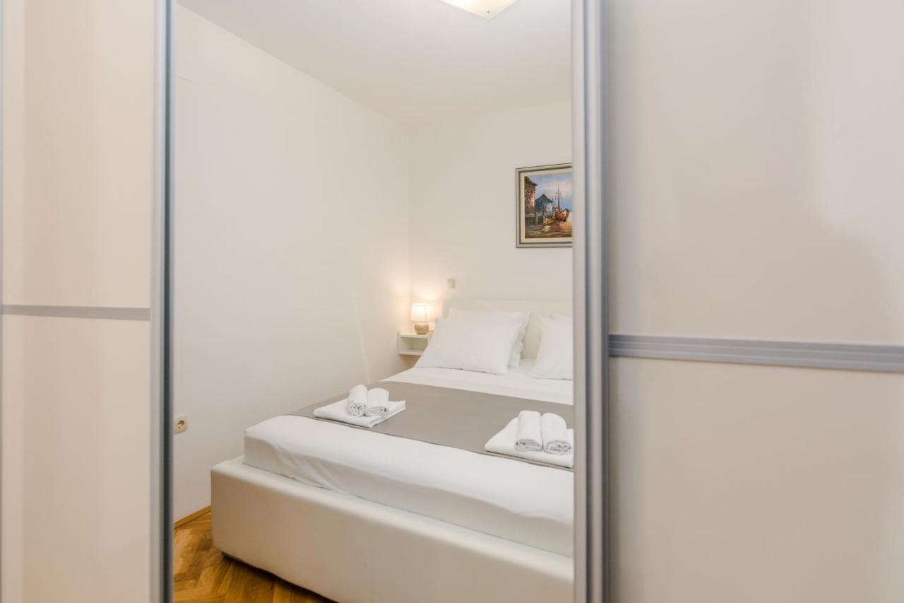 Neva Room With Private Bathroom ザダル エクステリア 写真